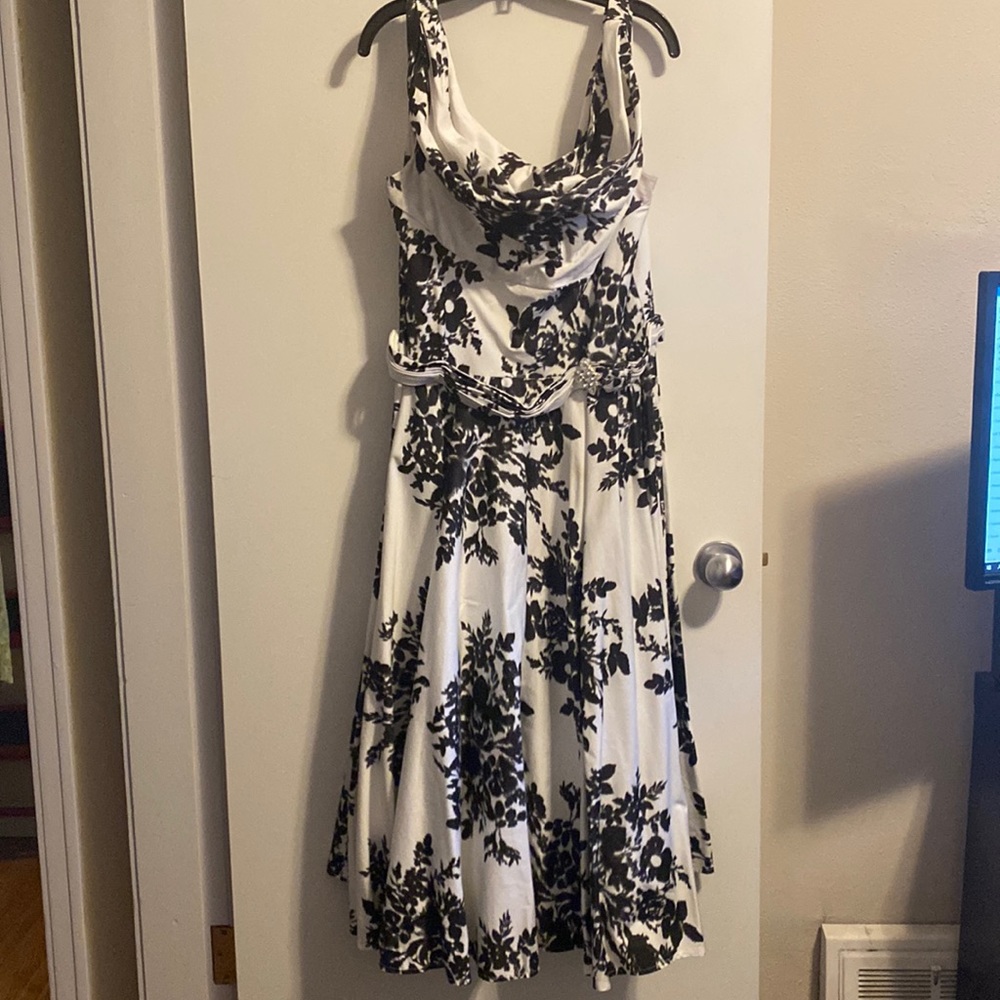 Unique Vintage 50’s style dress